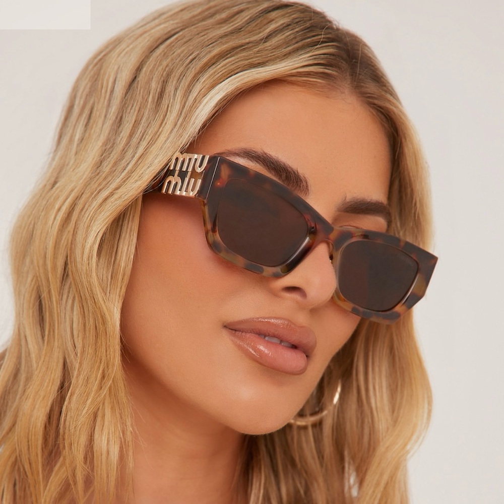 Sunglass - Picture 2 of 2